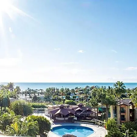 Miramare Queen Hotel
