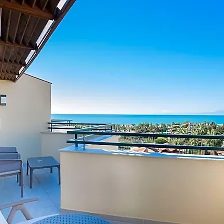 Miramare Queen Hotel 4*